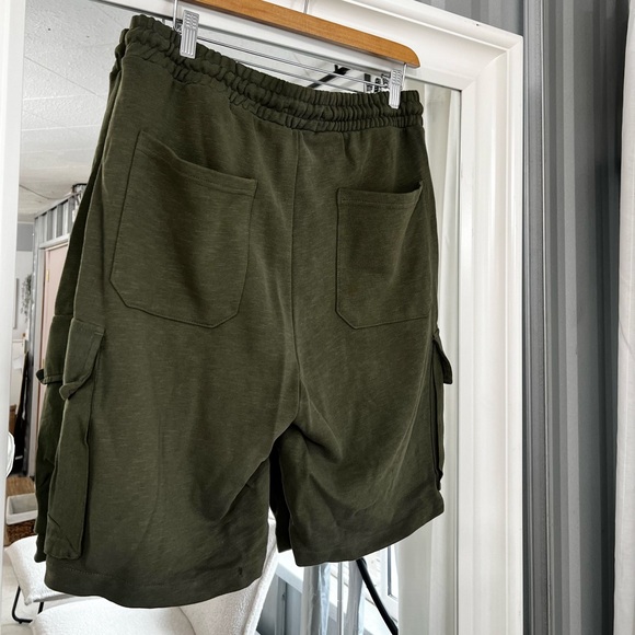 Mens sweat shorts - Picture 2 of 2